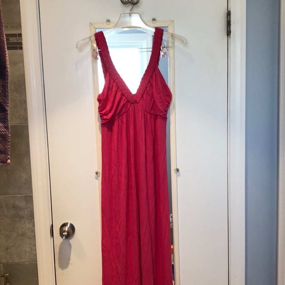 even hot pink maxi dress M